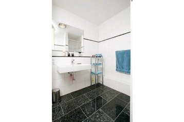 Germania Byt Freiburg im Breisgau, Esterno